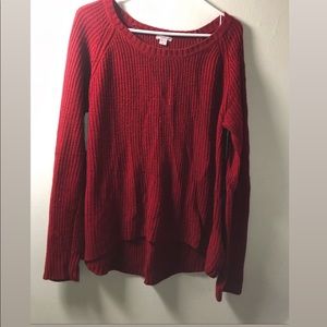 Red Warm Cable Knit crewneck Ribbed sleeves,
